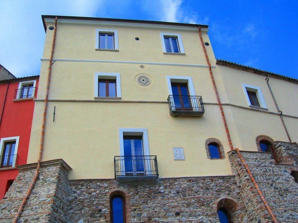 Relais Hotel Palazzo Castriota Корильяно-Калабро Экстерьер фото