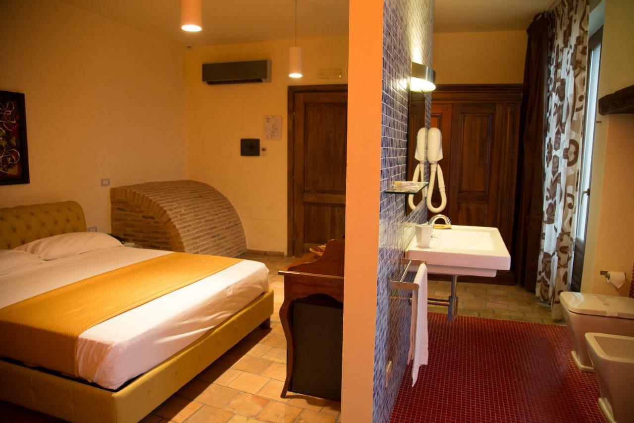 Palazzo Castriota B&B Корильяно-Калабро Экстерьер фото
