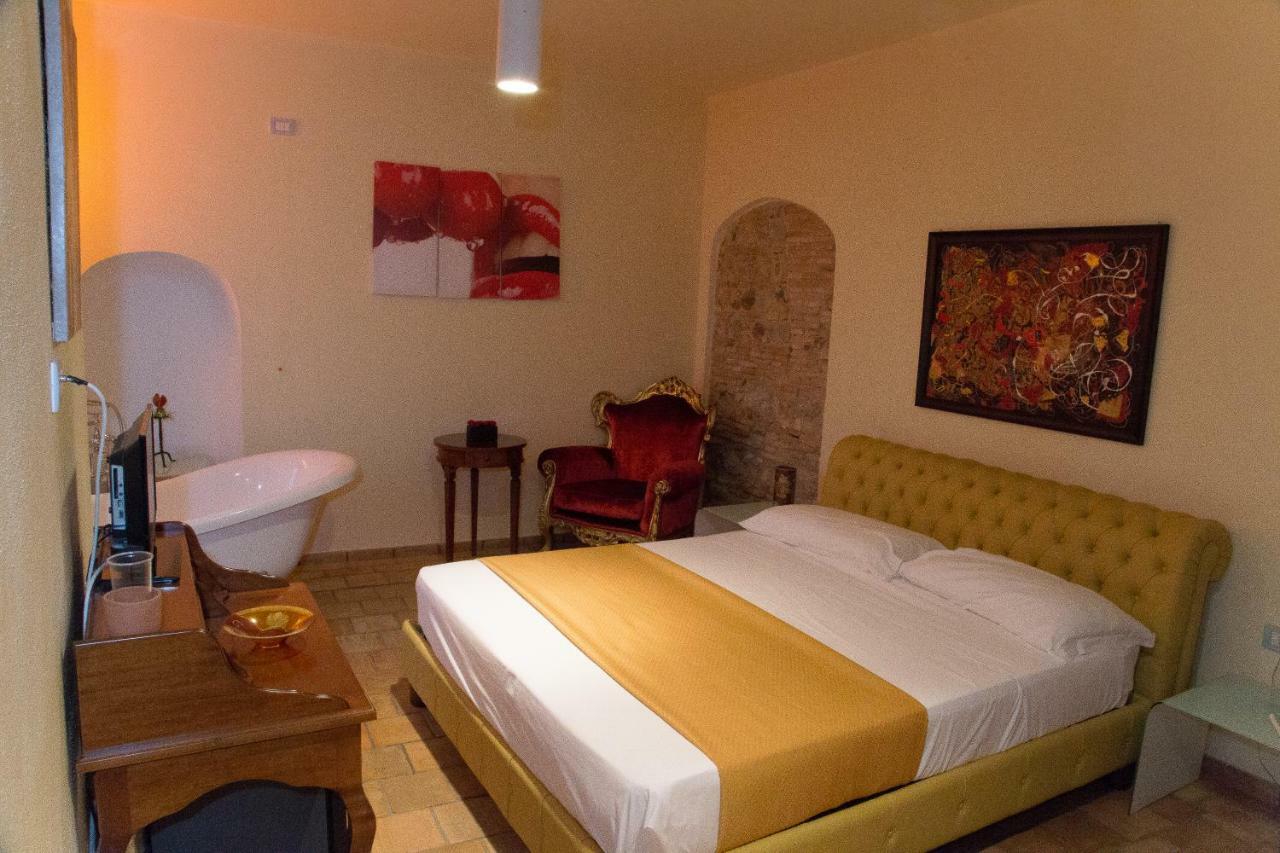 Relais Hotel Palazzo Castriota Корильяно-Калабро Экстерьер фото