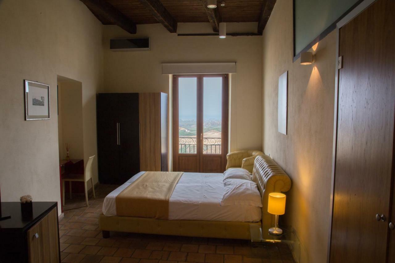 Relais Hotel Palazzo Castriota Корильяно-Калабро Экстерьер фото